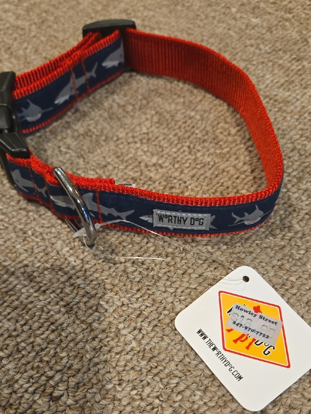 Brand New! Worthy Dog Shark Pattern Red & Navy Dog Collar Size Medium